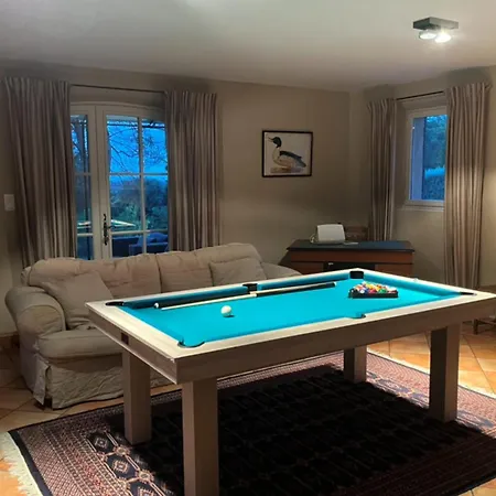 펜션 Les Douze Oliviers House For Rent In The Luberon